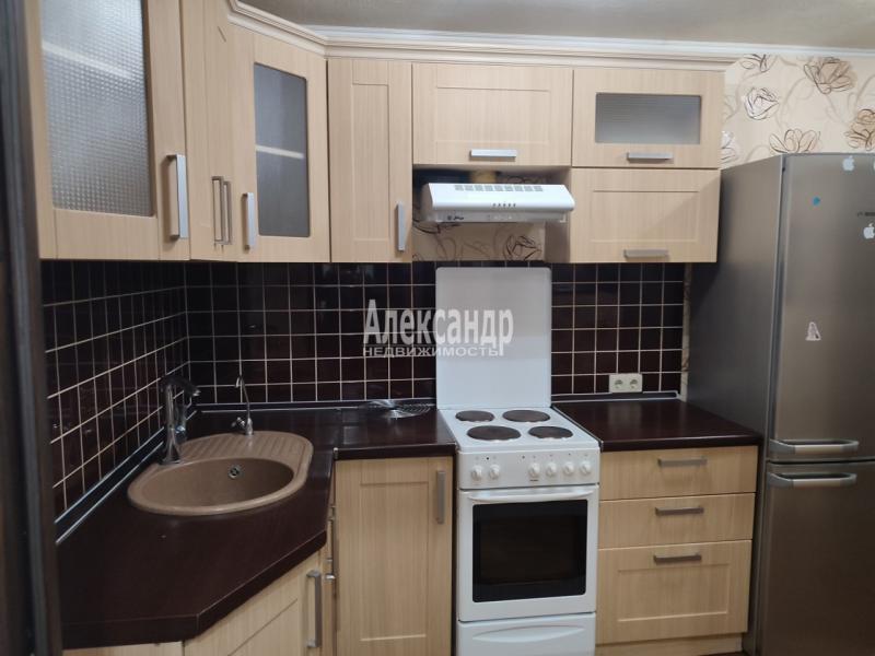 1 комната в 8-комнатной квартире, 12 м²