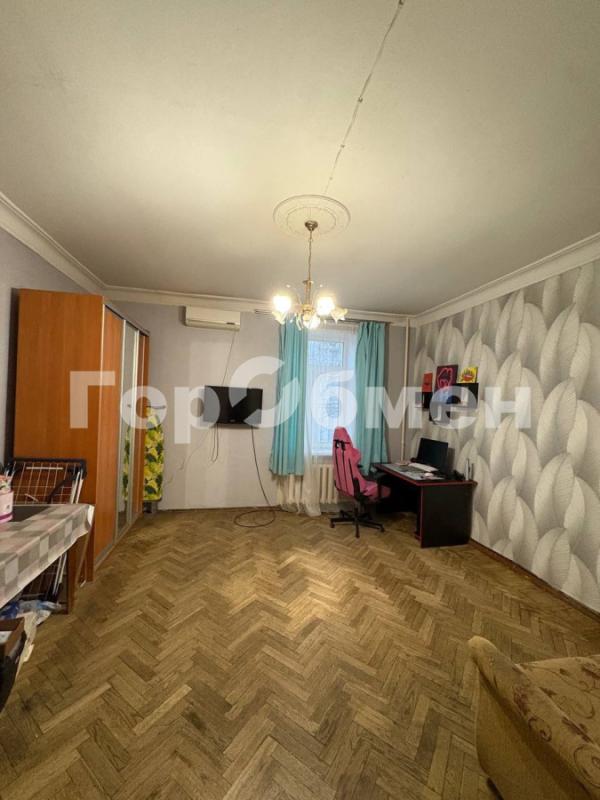 1 комната в 4-комнатной квартире, 21 м²