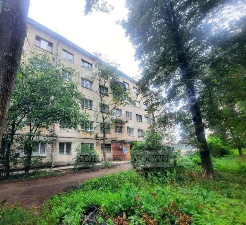 1 комната в 16-комнатной квартире