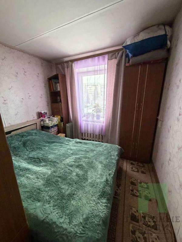 2 комнаты в 4-комнатной квартире