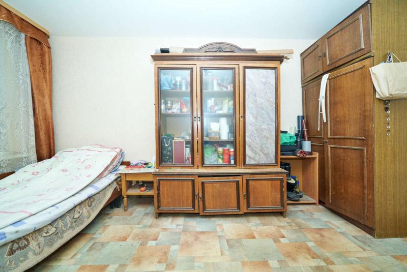 1 комната в 6-комнатной квартире