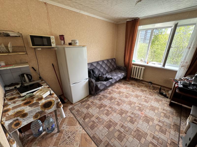 1 комната в 4-комнатной квартире, 9 м²
