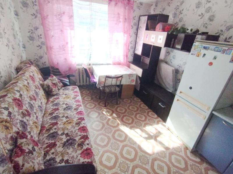1 комната в 4-комнатной квартире, 13 м²