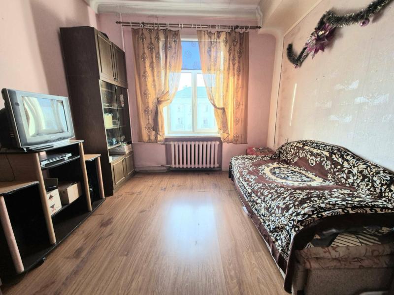 1 комната в 4-комнатной квартире, 15 м²