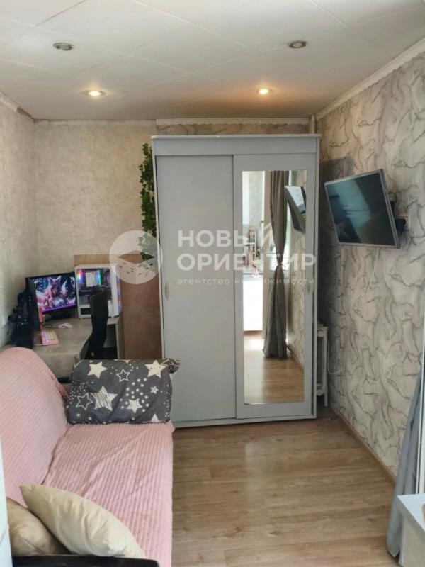 1 комната в 1-комнатной квартире, 13.5 м²