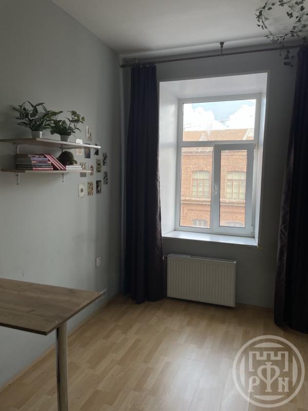 1 комната в 5-комнатной квартире, 13.4 м²