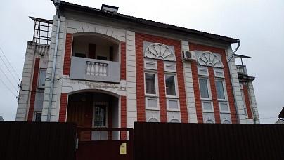 Дом, 355 м², 1 094 сот.