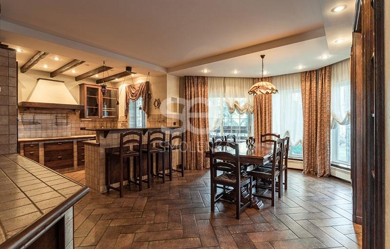 Дом, 420 м², 8 сот.