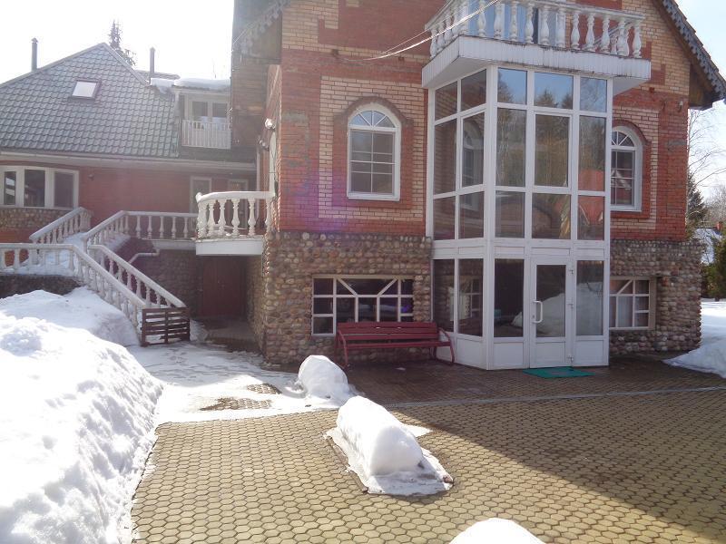 Дом, 400 м², 20 сот.