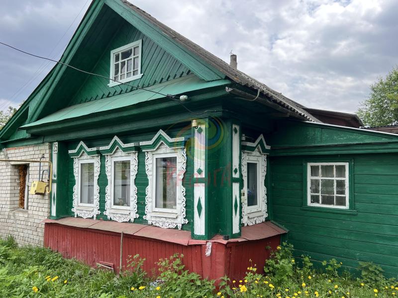 Дом, Ивановская область, Пучеж, ул. Тельмана, 25. Фото 1
