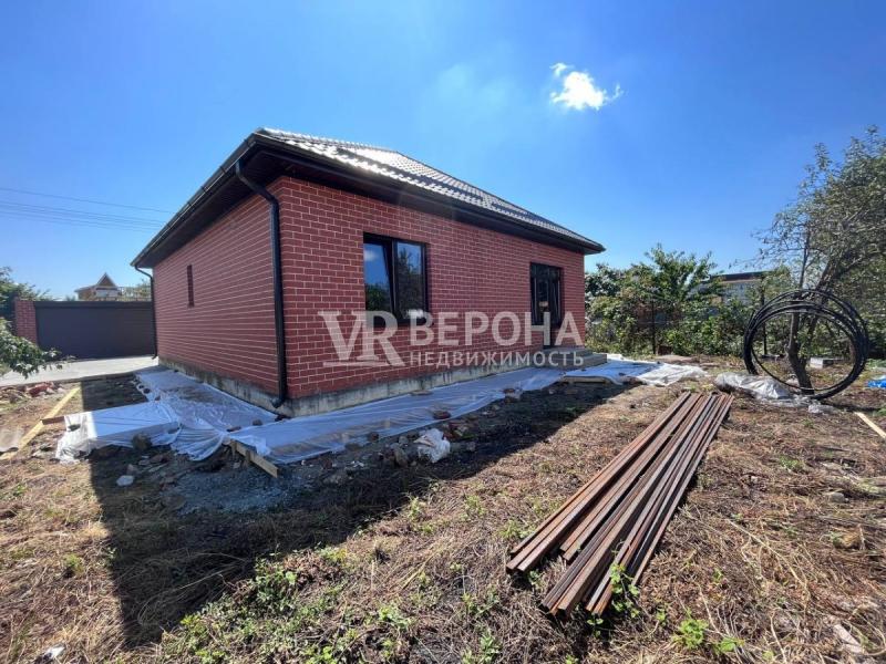 Дом, 90 м², 4 сот.