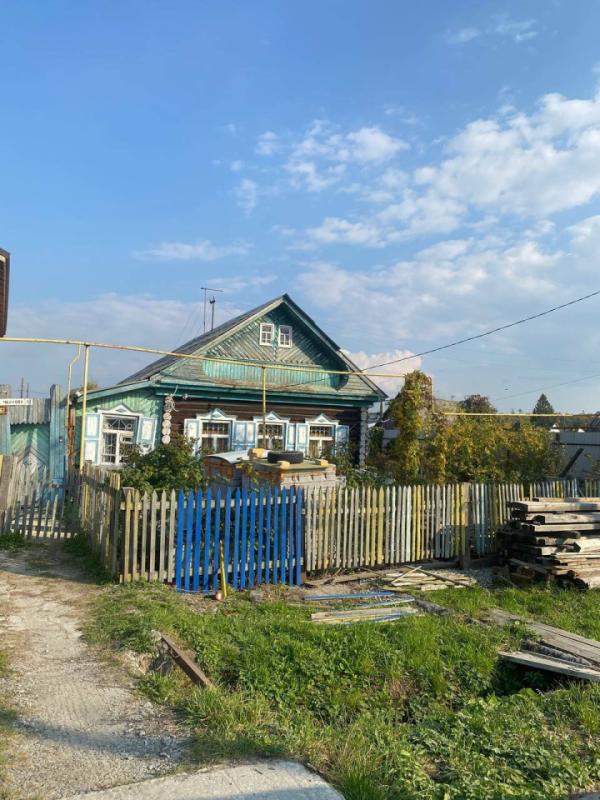 Дом, Свердловская область, Среднеуральск, ул. Чкалова, 61. Фото 1