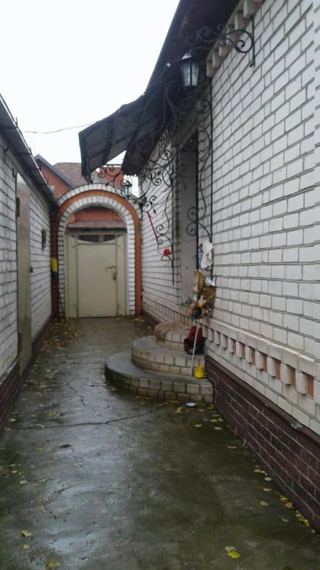 Дом, 135 м², 8 сот.