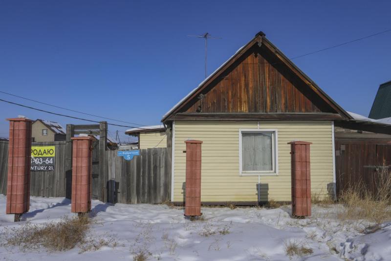Дом, Иркутская область, с. Хомутово, Фабричная улица, 5. Фото 1