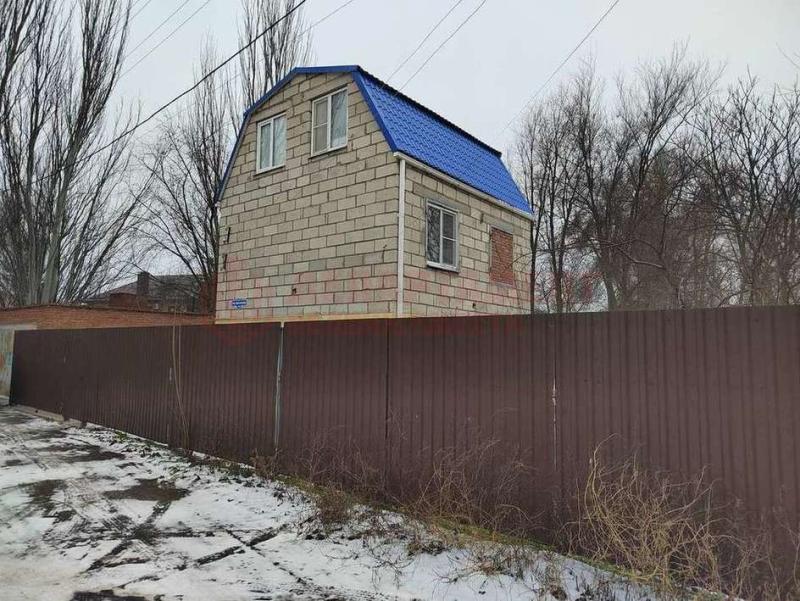Дом, 100 м², 9 сот.