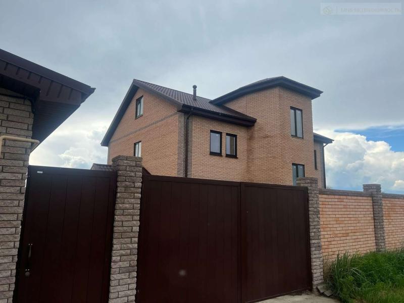 Дом, 350 м², 15 сот.