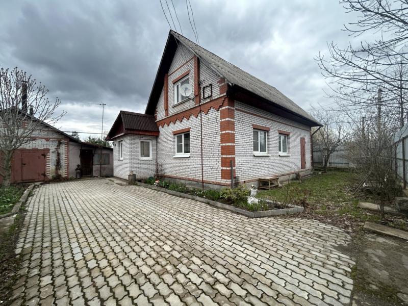 Дом, Ленинградская область, Отрадное, 3-я линия, 120. Фото 1