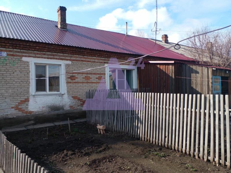 Дом, Алтайский край, Рубцовск, Тракторная улица, 37б. Фото 1