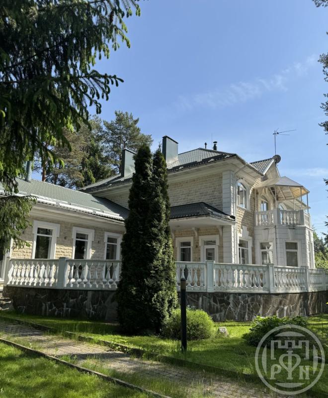 Дом, 453 м², 24 сот.