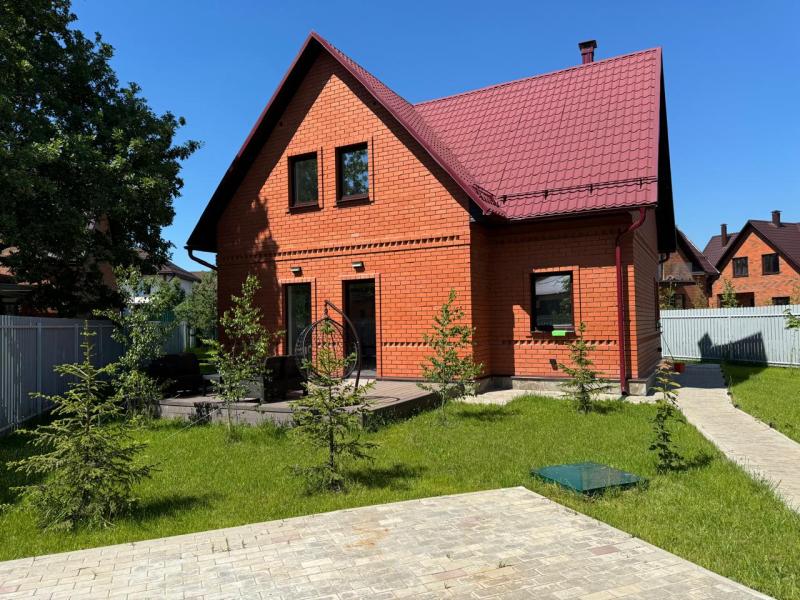 Дом, 181 м², 8 сот.