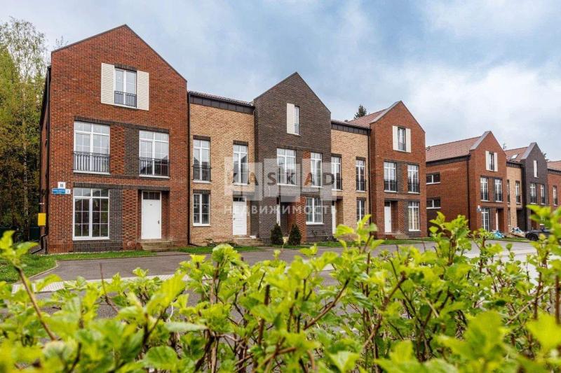 Дом, 160 м², 1 сот.