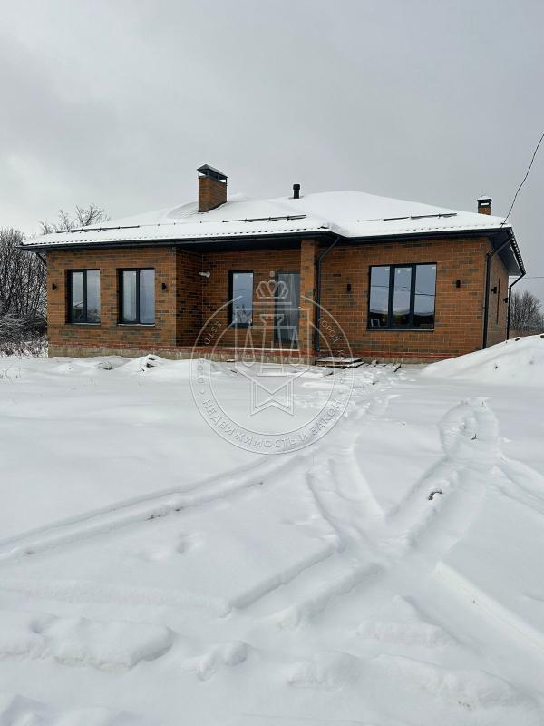 Дом, 128.2 м², 10 сот.
