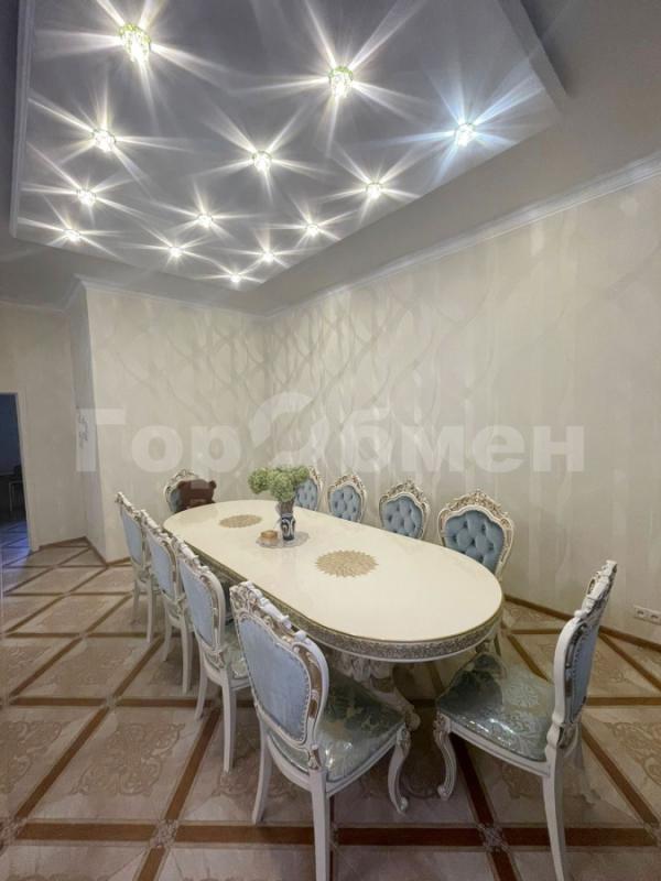 Дом, 230 м², 5 сот.