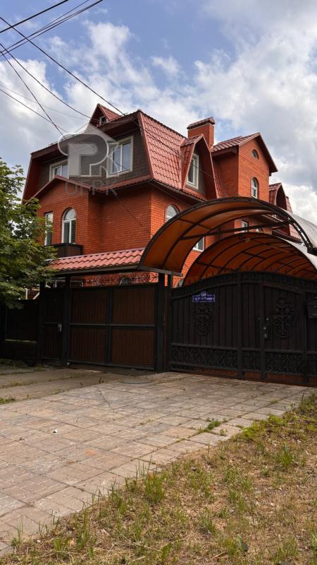 Дом, 279 м², 5 сот.