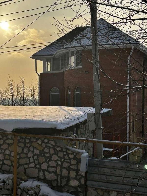 Дом, 188 м², 4 сот.
