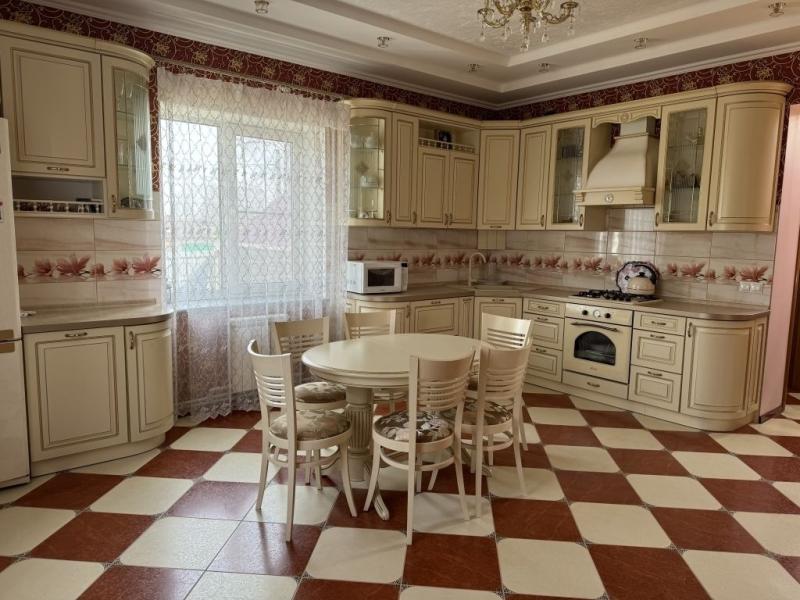 Дом, 184.9 м2