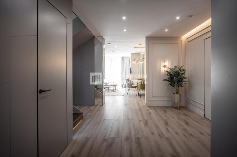 Дом, 237 м², 12 сот.