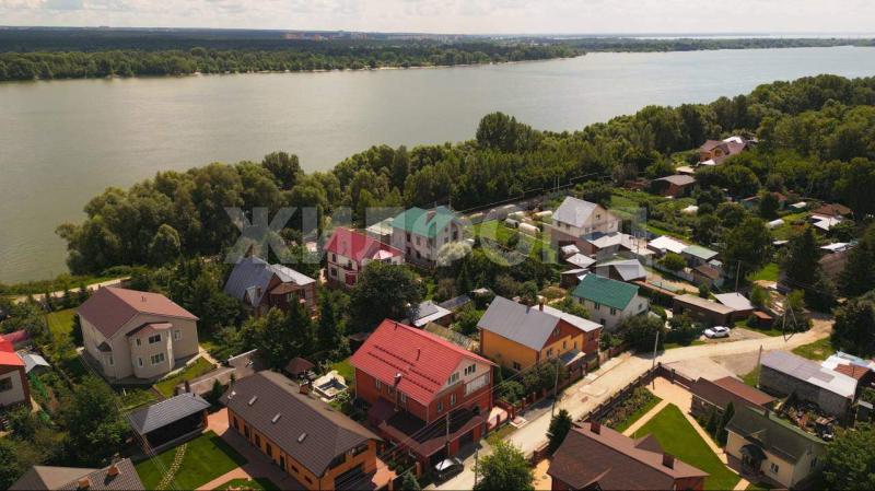 Дом, 474 м², 8 сот.