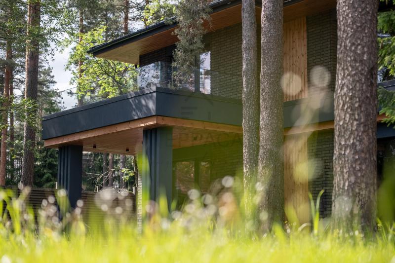 Дом, 255 м², 12 сот.