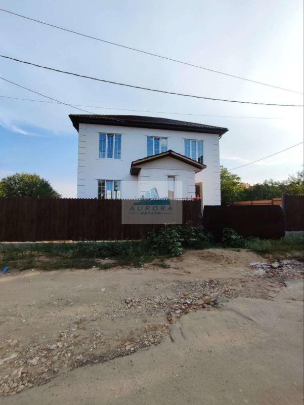 Дом, 202 м², 4 сот.