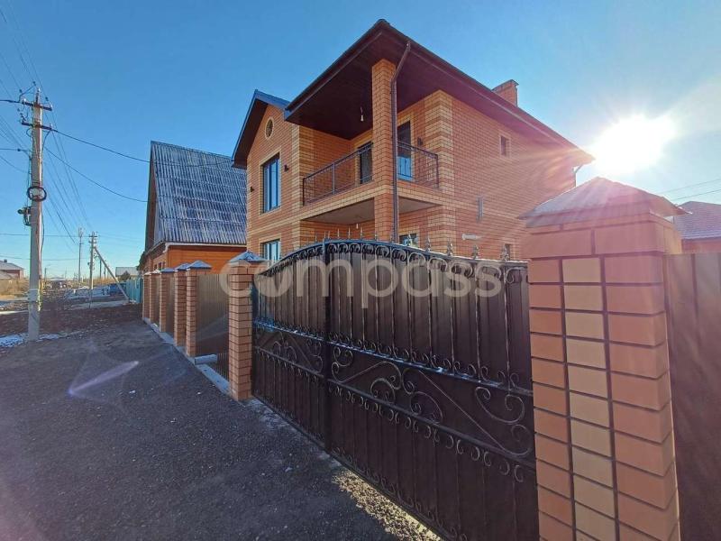 Дом, 154 м², 4 сот.