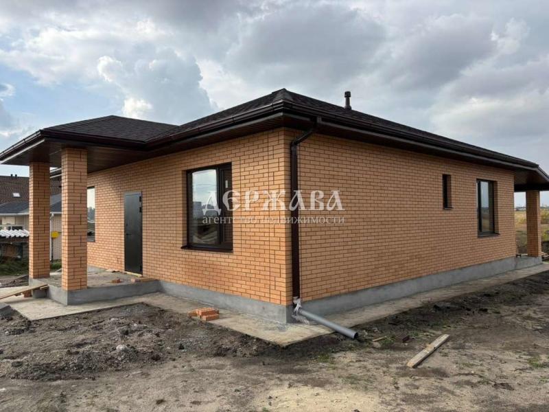 Дом, 110 м², 8 сот.