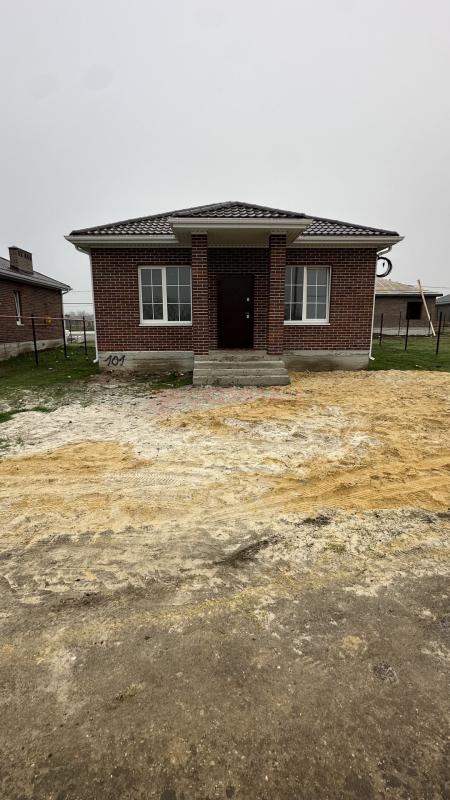 Дом, 90 м², 4 сот.