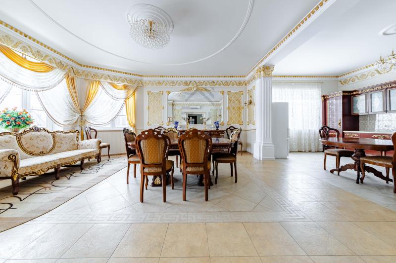 Дом, 318 м², 12 сот.