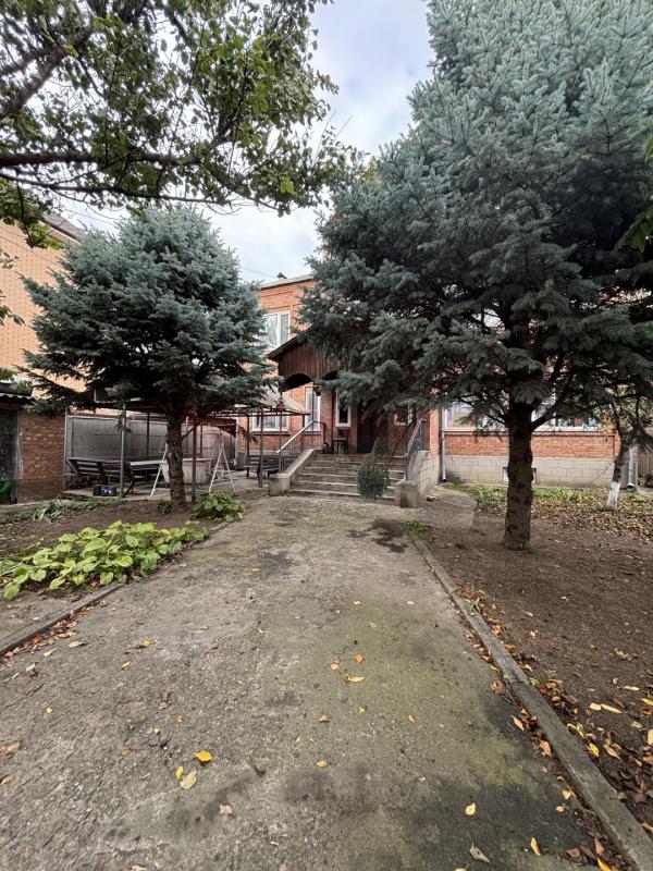 Дом, 250 м², 6 сот.