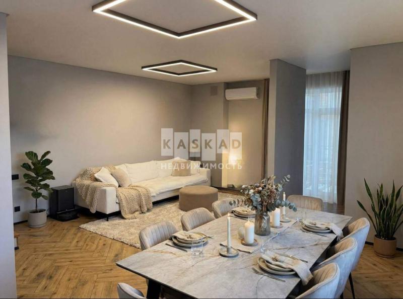 Дом, 180 м², 1 сот.