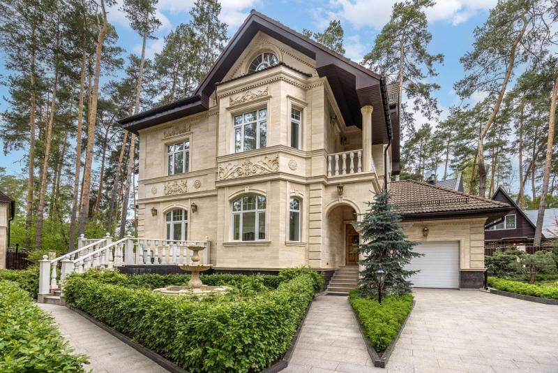 Дом, 400 м², 12 сот.