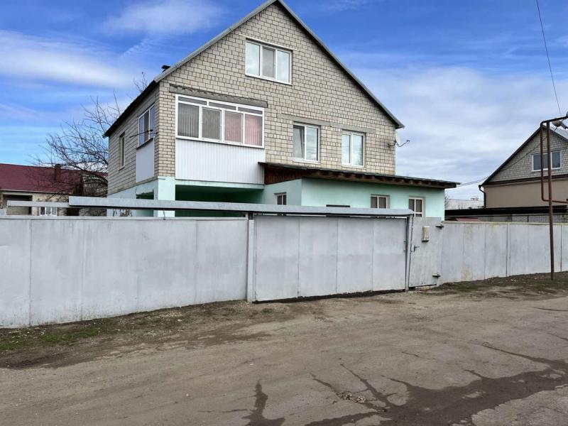 Дом, 186 м², 8 сот.