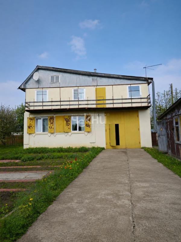 Дом, 225 м², 20 сот.