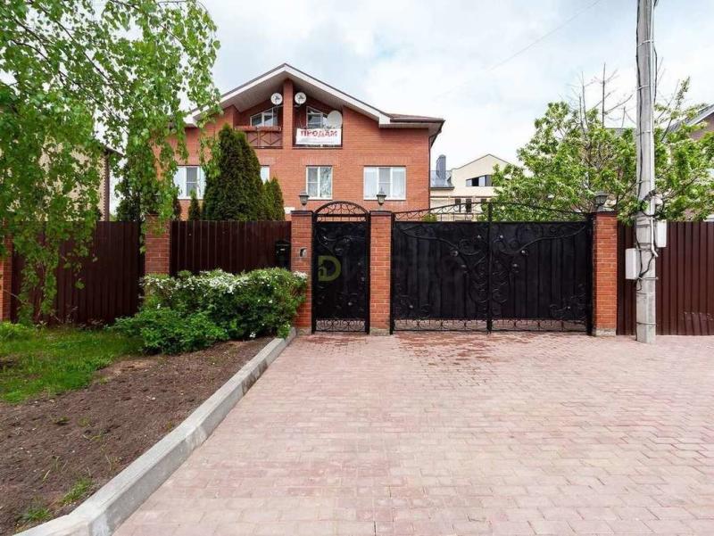 Таунхаус, 226 м², 2 сот.