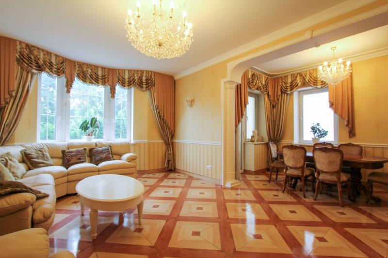 Таунхаус, 387 м², 5 сот.