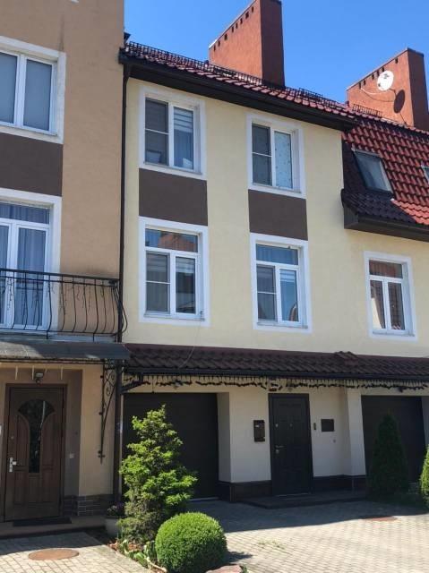 Таунхаус, 175 м², 1 сот.