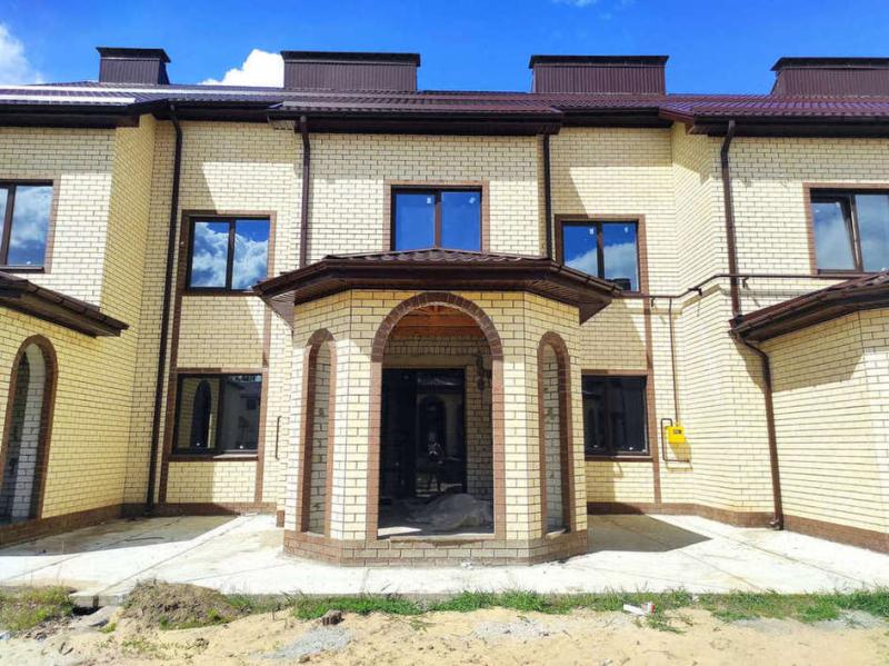 Таунхаус, 310 м2