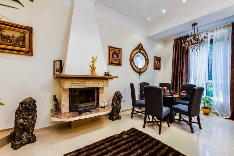 Таунхаус, 450 м², 3 сот.