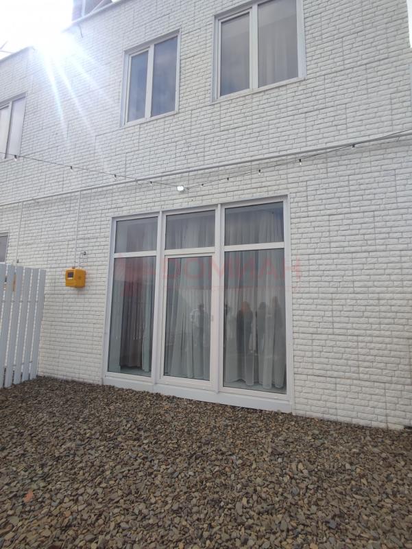 Таунхаус, 110 м², 2 сот.
