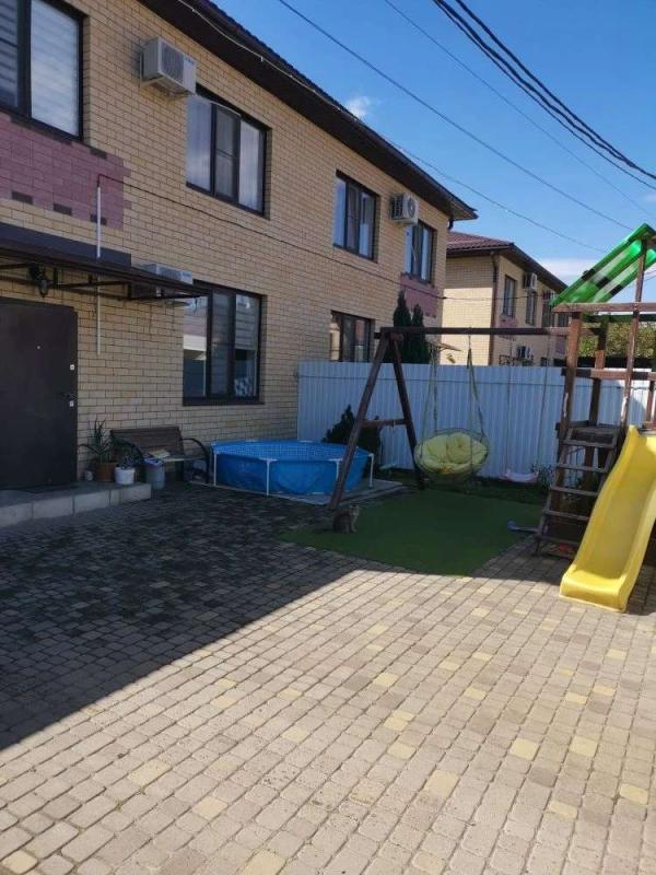 Таунхаус, 137 м², 2 сот.